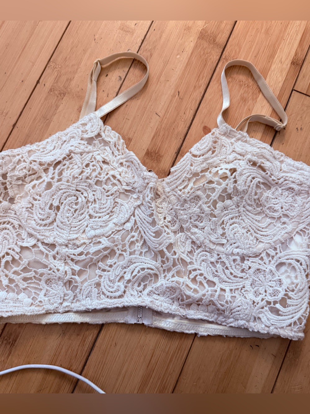 Streetwear Society Ivory Lace Bralette Crop Top NWT Adjustable Straps Size M